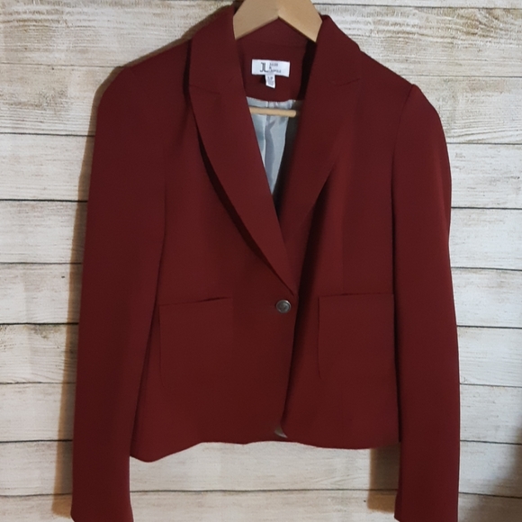 Burgundy/Red Single Button Blazer